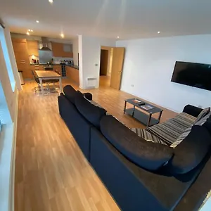 Blue Harbour Apartments Edinburgh