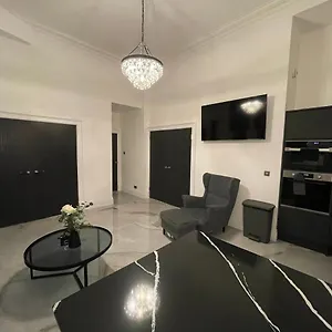 Royal Mile 2bedroom Edinburgh